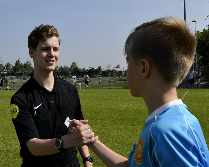 Bijeenkomst organisatie scheidsrechters