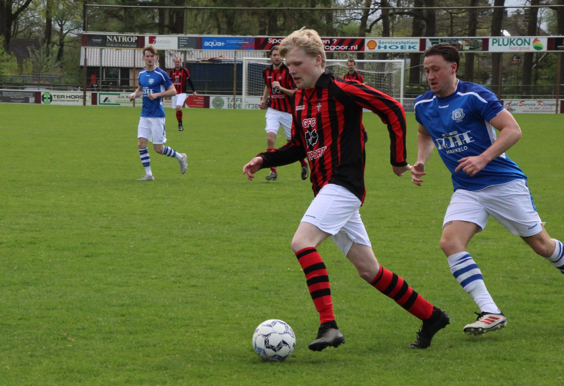 GFC pakt met 10 man volle winst